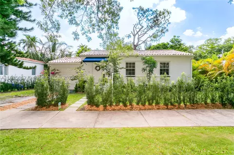 841 Alberca St, Coral Gables, FL 33134