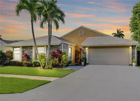 11932 Sunchase Ct, Boca Raton, FL 33498