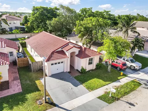 6261 Island Way, Margate, FL 33063
