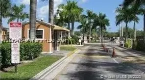 1692 SE 29th Ct #200, Homestead, FL 33035