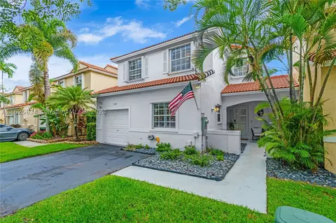 17887 SW 8th St, Pembroke Pines, FL 33029