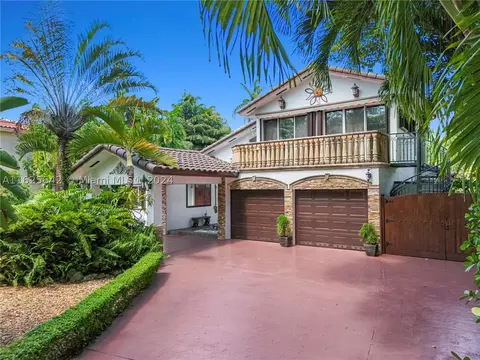162 De Leon Dr, Miami Springs, FL 33166