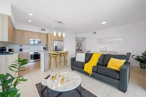 3900 Biscayne Blvd #S-412, Miami, FL 33137