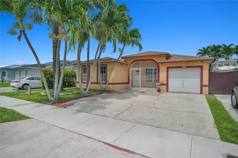 27111 SW 134th Pl, Homestead, FL 33032
