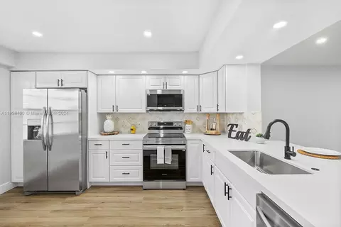 1000 SW 128th Ter #407V, Pembroke Pines, FL 33027