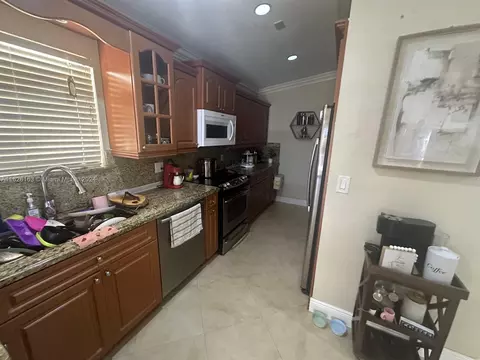 3178 W 77th Pl, Hialeah, FL 33018 photo 16