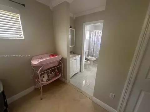 3178 W 77th Pl, Hialeah, FL 33018 photo 10