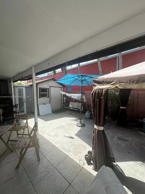 3178 W 77th Pl, Hialeah, FL 33018 photo 31
