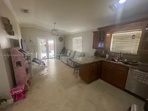 3178 W 77th Pl, Hialeah, FL 33018 photo 15