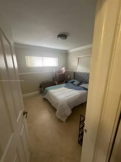 3178 W 77th Pl, Hialeah, FL 33018 photo 23