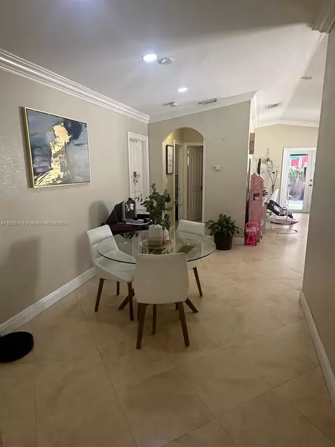 3178 W 77th Pl, Hialeah, FL 33018 photo 5