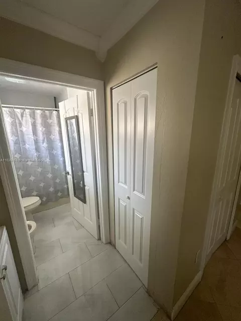 3178 W 77th Pl, Hialeah, FL 33018 photo 13