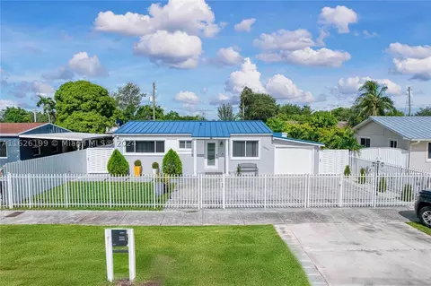 15940 NW 40th Ct, Miami Gardens, FL 33054