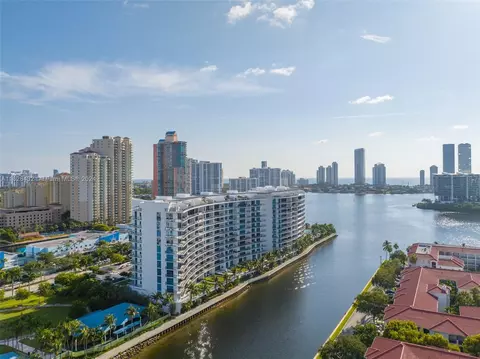 3250 NE 188th St #504, Aventura, FL 33180