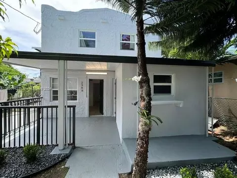 2388 NW 33rd St, Miami, FL 33142