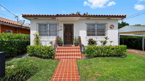 531 NW 36th Ct, Miami, FL 33125