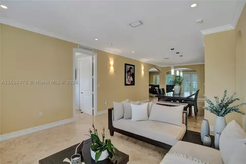 141 W 36th St, Hialeah, FL 33012 photo 8