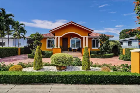 141 W 36th St, Hialeah, FL 33012