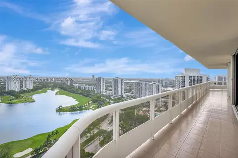 20191 E Country Club Dr #PH1-PH2, Aventura, FL 33180