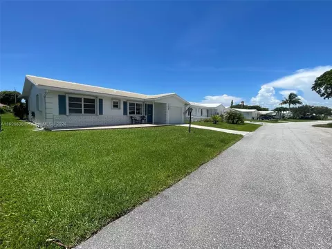 1222 SW 22nd Ave, Boynton Beach, FL 33426