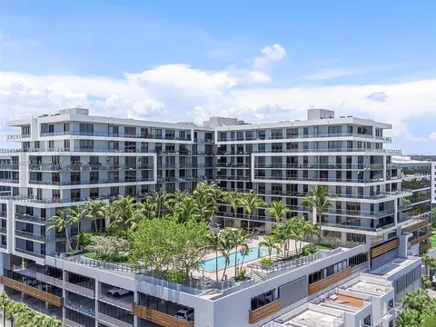 2960 NE 207th St #1114, Aventura, FL 33180
