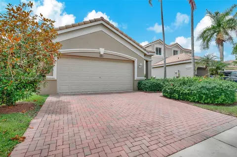 883 Golden Cane Dr, Weston, FL 33327