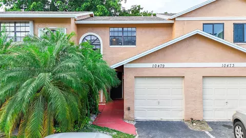10479 NW 3rd St, Pembroke Pines, FL 33026