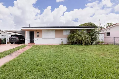 1085 W 33rd Pl, Hialeah, FL 33012 photo 1