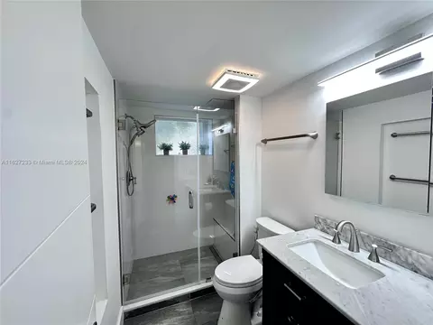 8475 SW 94th St #126E, Miami, FL 33156