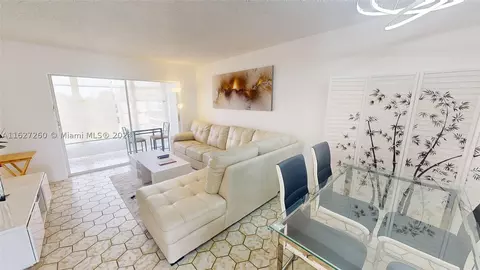 2741 N Pine Island Rd #305, Sunrise, FL 33322