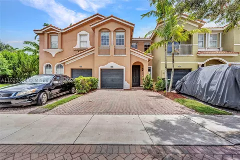 2568 SE 15th Ct, Homestead, FL 33035