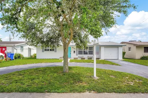 7960 Shalimar St, Miramar, FL 33023
