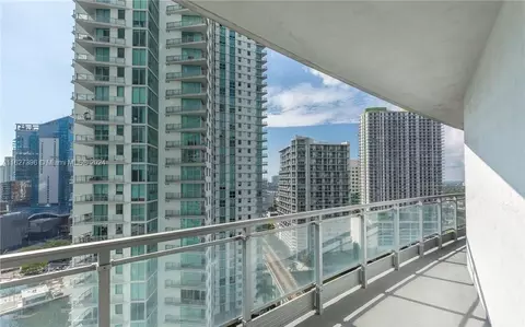 90 SW 3rd St #2511, Miami, FL 33130