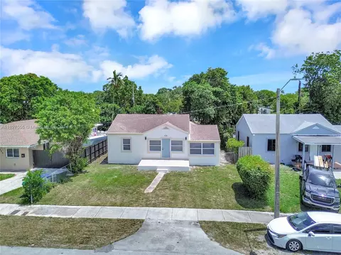 928 NW 65th St, Miami, FL 33150