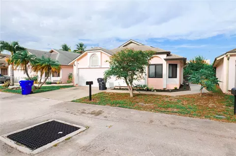 128 Colly Way, North Lauderdale, FL 33068
