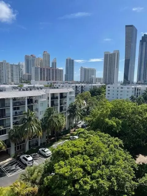 17021 N Bay Rd #801, Sunny Isles Beach, FL 33160