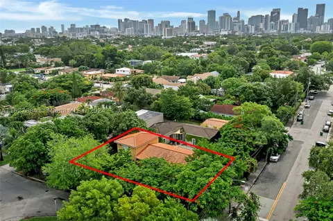 1345 SW 14th Ave, Miami, FL 33145