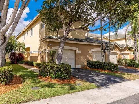 2277 Pasadena Way #2277, Weston, FL 33327