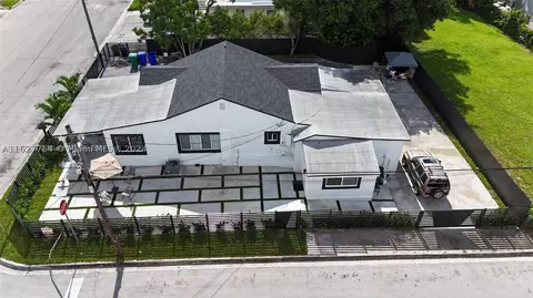 1772 NW 3rd St, Miami, FL 33125