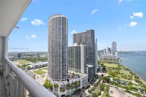 1717 N Bayshore Dr #A-3538, Miami, FL 33132
