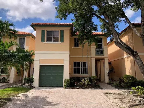 8370 NW 144th St, Miami Lakes, FL 33016