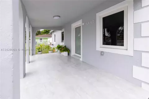 16440 NW 17th Ct, Miami Gardens, FL 33054