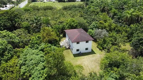 15901 SW 200th St, Miami, FL 33187