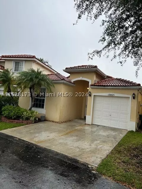 10065 SW 163rd Ave, Miami, FL 33196