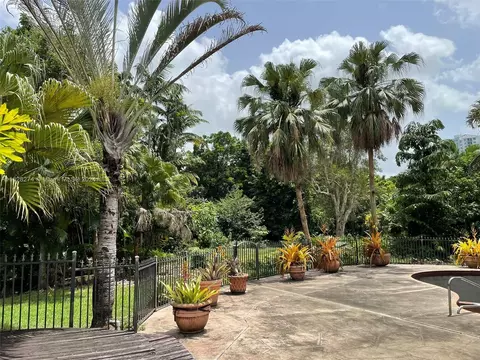 12180 NW 28th Ct, Plantation, FL 33323