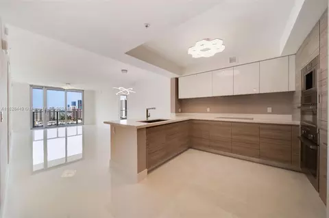 300 Sunny Isles Blvd #2103, Sunny Isles Beach, FL 33160