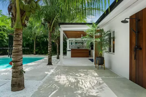 111 3rd San Marino Ter, Miami Beach, FL 33139