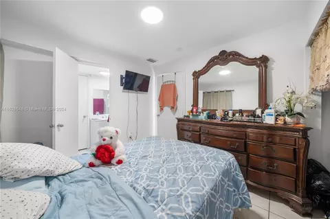 Bedroom - 271 E 57th St, Hialeah, FL 33013 photo 5 of 14