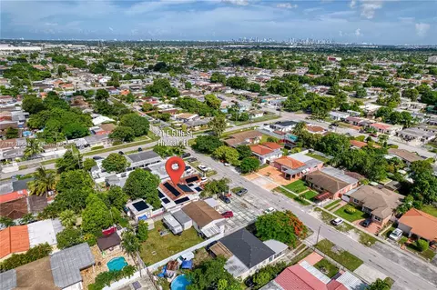 View/Area - 271 E 57th St, Hialeah, FL 33013 photo 6 of 7