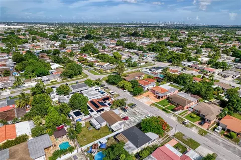 View/Area - 271 E 57th St, Hialeah, FL 33013 photo 7 of 7